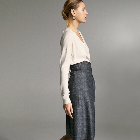Aritzia Babaton Karl Wool Cashmere Skirt size 2 - Picture 4 of 7